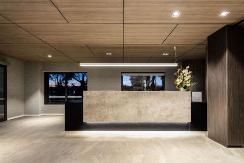 Quality Hotel Lakeside - Accommodation Perth 3