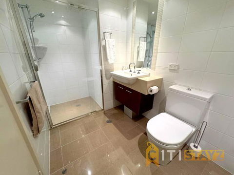 Pretty Penthouse - Close To ANU - Accommodation Perth 2