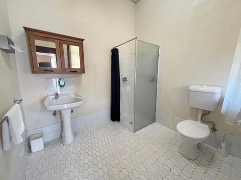 Princes Lodge Motel - Accommodation Perth 1