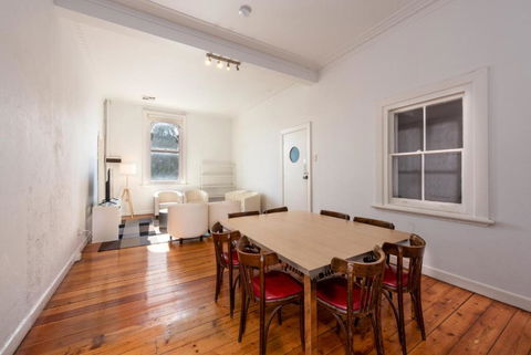 Private Unit In Heritage Building In Fitzroy North - Accommodation Perth 3