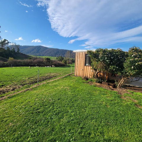 Pub In The Paddock - Accommodation Perth 3