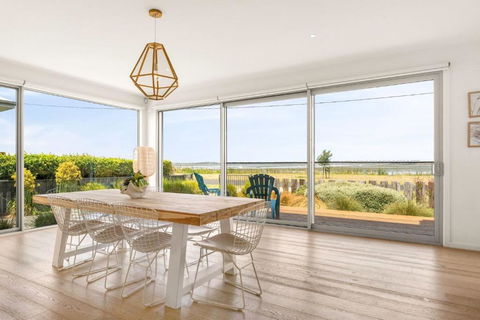 Pukeko Beach House - Perth Resorts 1