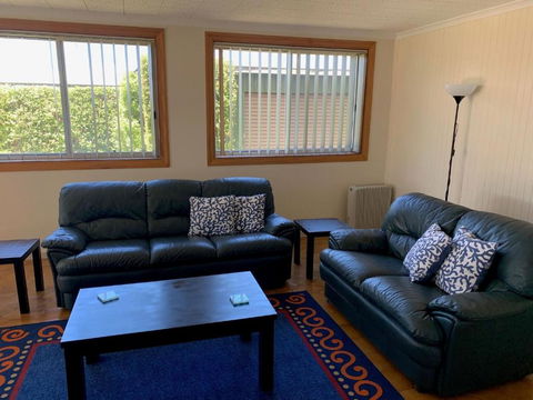 Quaint Hideaway - Accommodation Perth 3