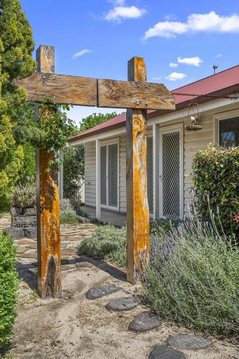 Quaint Garden Oasis With Free Parking - Perth Resorts 2