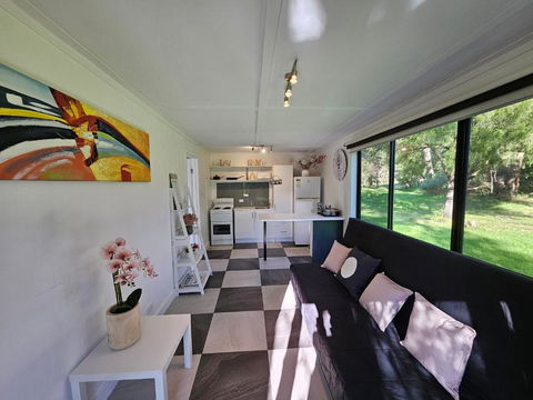 Quiet Cabin In The Forest-Pearcedale - Accommodation Perth 2