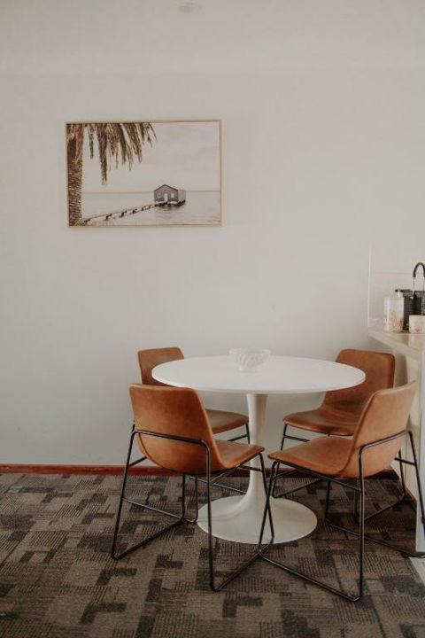 Quiet Corner Sleeps 4, Near Perth & Fremantle - Accommodation Perth 0