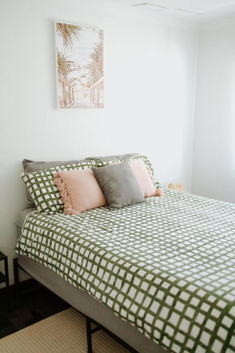 Quiet Corner Sleeps 4, Near Perth & Fremantle - Accommodation Perth 2