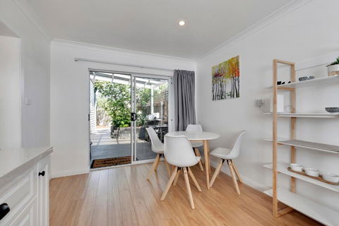 Quince Cottage - Accommodation Perth 2