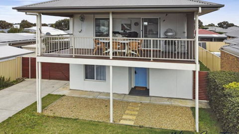 R & R Aldinga Beach By Wine Coast Holidays - Accommodation Perth 1