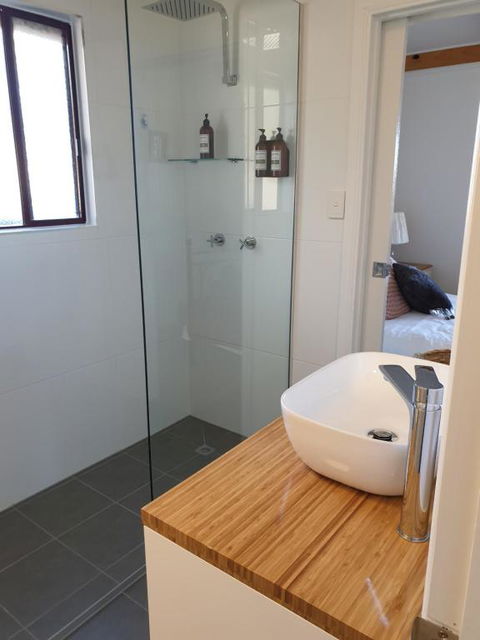 R & R On The Ravine - Accommodation Perth 3