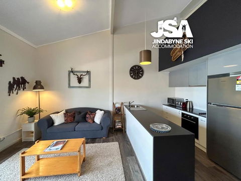 Razorback 6 - Accommodation Perth 2
