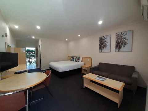 Red Bridge Motor Inn - Perth Resorts 0