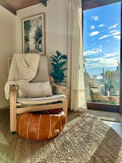 Private Access Retreat 1 Queen Bedroom W Stunning Pool And Ocean Views - Perth Resorts 3