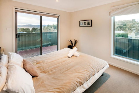 Aspect 2/8a Poly Cow Lane - Accommodation Perth 1