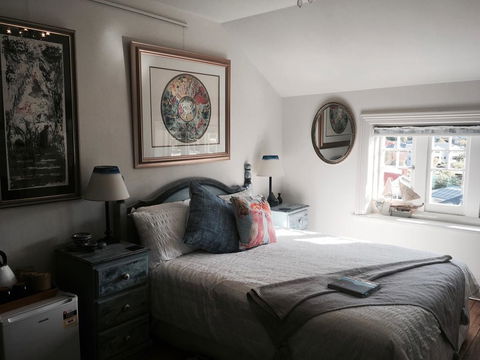 Assemblage Boutique Art B & B - Perth Resorts 1