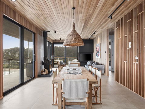 At Wye Eyrie With Arguably The Best Views In Town - Accommodation Perth 3