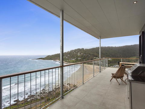 At Wye Eyrie With Arguably The Best Views In Town - Accommodation Perth 0
