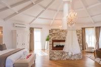 Book Mudgeeraba Accommodation Vacations Perth Resorts Perth Resorts