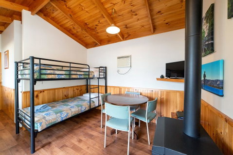 Awonga Cottages - Accommodation Perth 1
