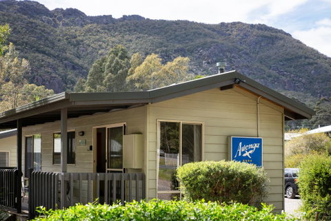 Awonga Cottages - Accommodation Perth 2