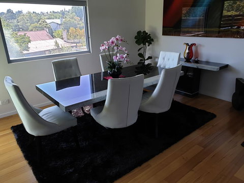 Azura - Accommodation Perth 2