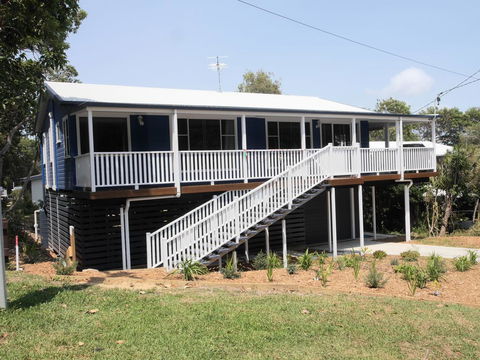 Azure - Accommodation Perth 0