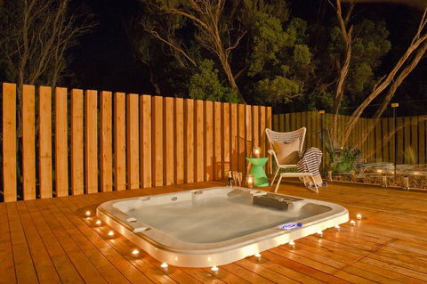 Azure Beach Retreat - Spa Luxury - Perth Resorts 0