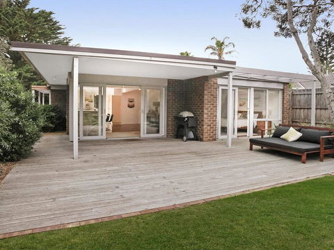 Backyard Bliss - Accommodation Perth 1