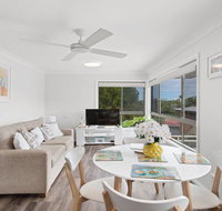Bagnall Cottage on Government Road - Accommodation Perth