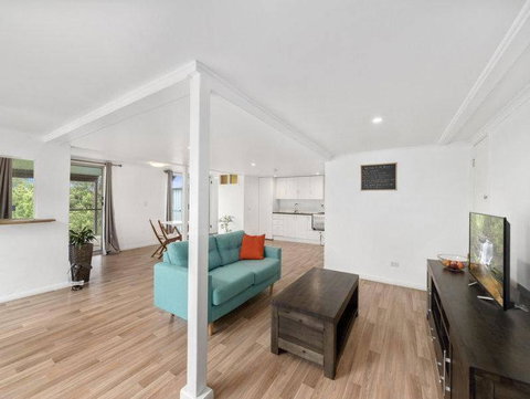 Bailey House - Accommodation Perth 0