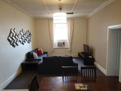 Balcony On Sixth Lodge - Accommodation Perth 2
