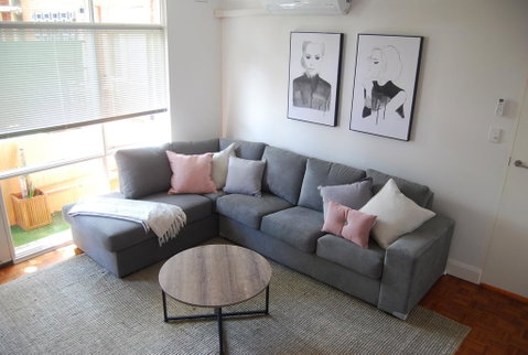 Balcony Retreat Apartment By Ready Set Host - Accommodation Perth 0