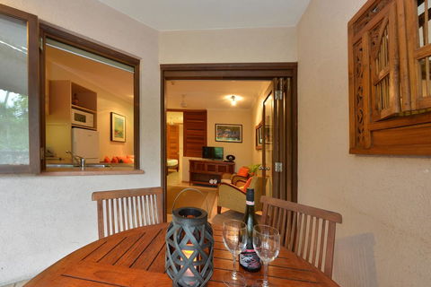 Bale 19 @ Hibiscus - Accommodation Perth 3