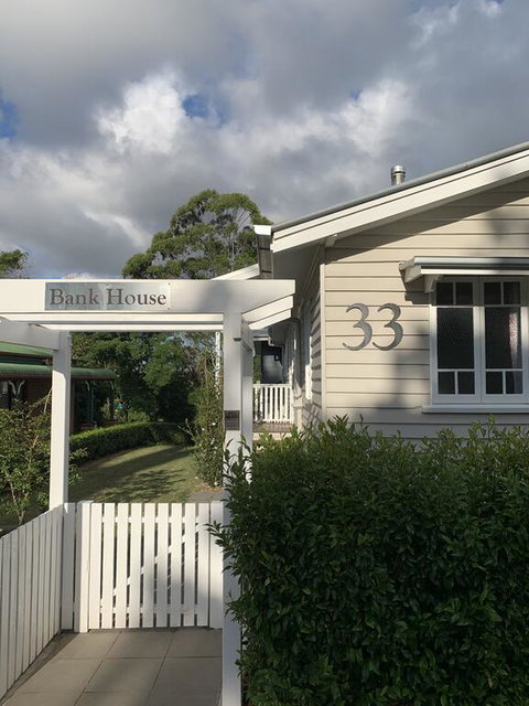 Bank House Tamborine Mountain - Perth Resorts 1