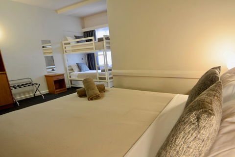 Barclay On View - Accommodation Perth 1