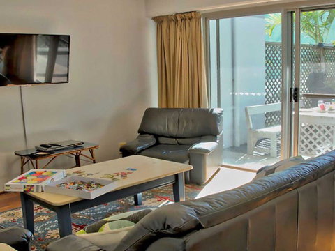 Barefoot' 7/44 Marine Drive - Fabulous Fingal Bay - Accommodation Perth 2