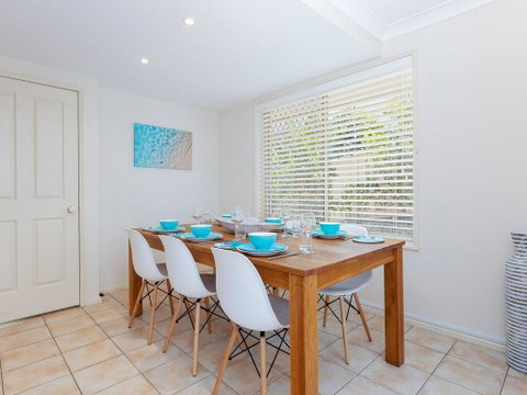 Bay Haven', 4/3 Thurlow Avenue - Pet Friendly, Close To Town, & Air Con - Accommodation Perth 2