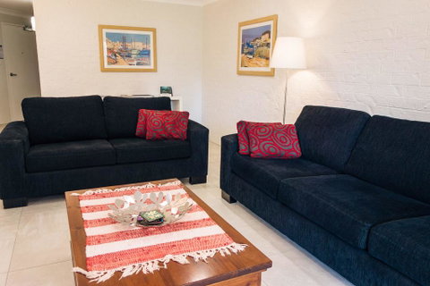 Bay Parklands, Unit 21/2 Gowrie Avenue - Accommodation Perth 2