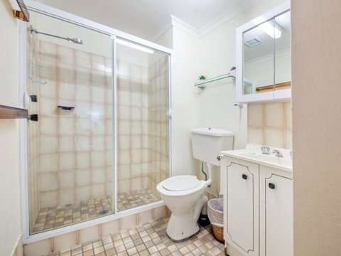 Bay Parklands, Unit 62/2 Gowrie Avenue - Accommodation Perth 2