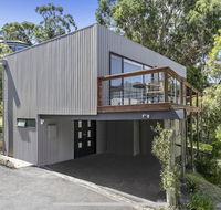 Bay Views Lorne - Accommodation Perth