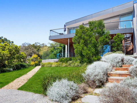 Bay Vista - Amazing Bay Views With The Beach At Your Doorstop! - Perth Resorts 3