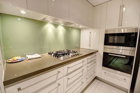 Bayview 701 - Accommodation Perth 2