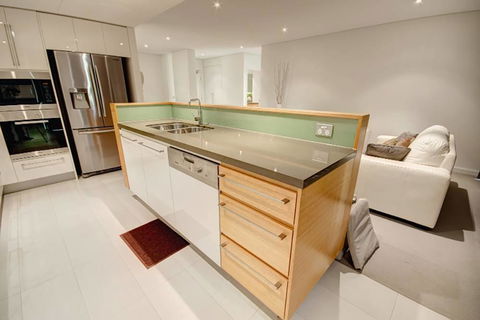 Bayview 701 - Accommodation Perth 3