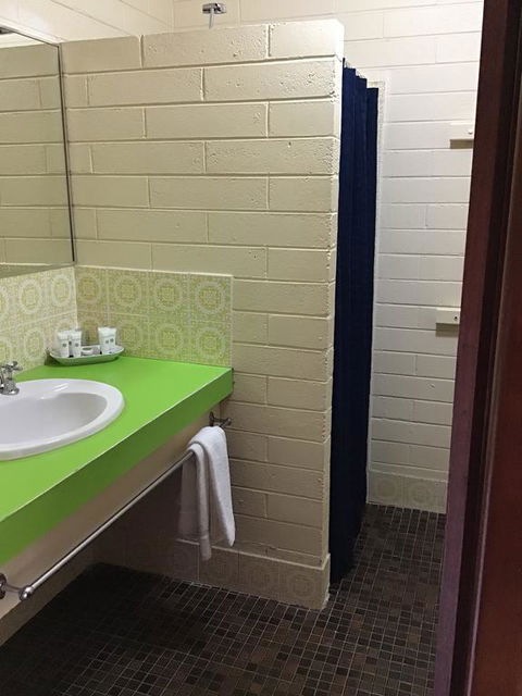 Bayview Motel - Accommodation Perth 3