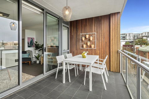 Beach Apartment Port Melbourne - Accommodation Perth 2