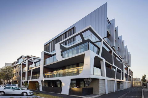 Beach Apartment Port Melbourne - Accommodation Perth 3