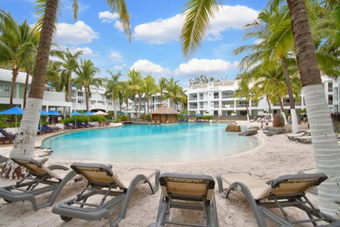 BEACH CLUB PENTHOUSE 5134 - Accommodation Perth 3