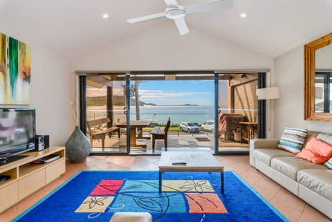 Beach Duplex 72b Marine Dr - Fingal Bay - Accommodation Perth 3