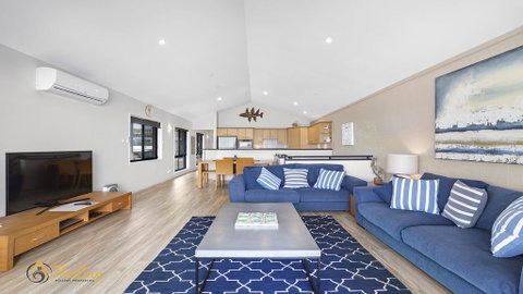 Beach House 72A Marine Drive - Fingal Bay - Accommodation Perth 2