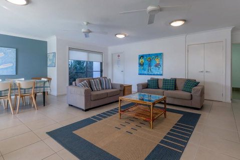 Beach House, Pacific Road, 1/20 - Accommodation Perth 3